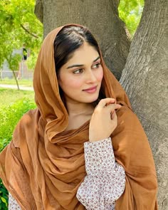 Punjabi Girls Dp In Suit, Punjabi Girls Dp, Pubg Dp, Punjabi Girl, Rajasthani Bride, Simple Suit, Prabhas Actor, Beautiful Blonde Hair