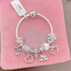 Linx Bracelets, Body Jewelry Diy, Pandora Bracelet Charms Ideas, Xoxo Jewelry, Girly Bracelets, Pandora Bracelet Designs, Pandora Jewelry Charms, Wrist Jewelry, Jewelry Accessories Ideas