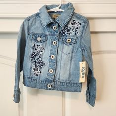 Adorable Girls Denim Jacket With Flower Embroidery. Smoke Free Home. Cute Denim Blue Spring Outerwear, Denim Blue Cute Spring Outerwear, Cute Medium Wash Denim Jacket For Spring, Cute Medium Wash Outerwear For Spring, Denim Upcycle, Kids Jeans Jacket, Jean Jacket Patches, Hooded Jean Jackets, Sequin Jeans