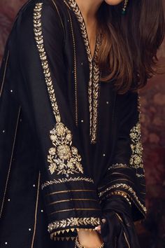 Embroidered Neck Designs, Nikkah Dress, Pakistani Fashion Casual, Detailed Embroidery, Pakistani Dresses Casual, Sleeves Designs For Dresses