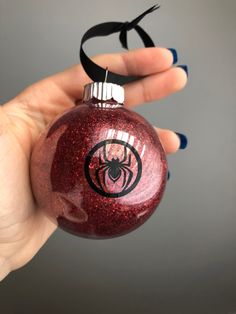 Spider Man ornament Spider Man Ornament, Themed Christmas Tree, Christmas Trees For Kids, Themed Christmas, Superhero Theme, Christmas Tree Themes, Marvel Fan, Tree Christmas