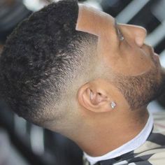 Low Skin Fade Haircut Men Black, Mid Fade With Waves, Skin Fade Haircut Men Black, Mid Fade Haircut Men Black, Bald Fade Haircut Men Black, Chad Haircut, High Top Fade Haircut, Taper Fade Haircuts