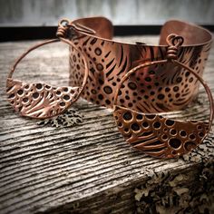 Nature inspired Textured metal earrings and wide copper cuff. Hypo allergenic niobium ear wires. New shop listing! Bubbly one of a kind texture. #zenlemon #etsygift #giftforher #sistergift Texture Nature, Bubble Texture, Copper Uses, Copper Design, Cottage Core Aesthetic, Cuff Jewelry, Copper Cuff, Original Jewelry, Wide Cuff