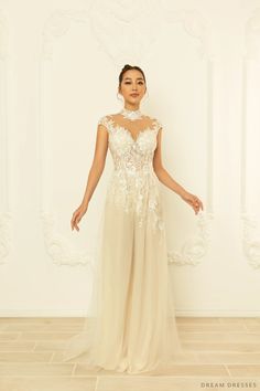 Bridal Ao Dai, Vietnamese Wedding Dress, Vietnamese Wedding, Chiffon Pants, Vietnamese Ao Dai, Feel Like A Princess, Illusion Neckline, Modern Elements, Dream Dresses