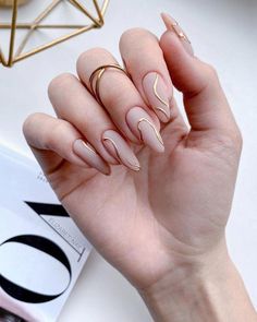 Opaque Gel Nails, Short Clear Almond Nails, Abstract Minimalist Nails, Simply Elegant Nails, Natural Color Nails With Design, Nude With Gold Nails, Gold Neutral Nails, Clear Base Nail Design, Gold Sun Nails