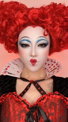 Queen Of Hearts Makeup Look, Disney Character Makeup Looks, Queen Of Hearts Hairstyles, Queen Of Hearts Makeup Simple, Alice In Wonderland Queen Of Hearts, Queen Of Hearts Makeup Halloween, Red Queen Halloween Costume, Alice In Wonderland Makeup Ideas, Queen Of Hearts Outfit Ideas