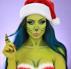 Christmas Dress Up Ideas, Xmas Makeup Looks, Christmas Elf Makeup, Sfx Halloween Makeup, Martha May, Kawaii Spooky, Christmas Makeup Tutorial, Halloween Makeup Sfx