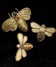 Embroidery Project Ideas, Bug Brooch, Let It Bee, Goldwork Embroidery, Gold Work Embroidery, Bee Embroidery, Couture Embroidery