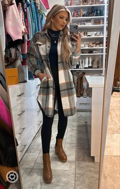 Long Flannel Shirt Outfit Winter, Brown Plaid Jacket Outfit Woman, Shacket Outfit Women Leggings, Plaid With Leggings, Flannel Shacket Outfit Leggings, Long Plaid Cardigan Outfit, Layered Shacket Outfit, How To Style A Long Plaid Shacket, Winter Shacket Outfit Women