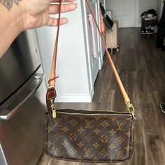 Reposhing! Here Are Updated Photos! Make An Offer :) Lv Purse, Louis Vuitton Bag, Bag Lady, Louis Vuitton, Shoulder Bag, Women Shopping, Color