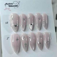 Classy Nails French Tip, Short Nails Valentines, Nail Art Simple Elegant Classy, White Nails Chrome, Classy Nails French, Elegant Nails Fall, Trendy Nails Classy, Simple Nails Summer, French Tip Nails Black