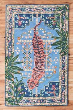 a rug with a tiger on it