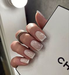 French Tip Gel Nails, Gucci Nails, Blush Nails, Glow Nails, Almond Acrylic Nails, Soft Nails, White French, Neutral Nails, Girls Nails