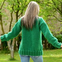 Green Crew Neck Cardigan For Winter, Green Crew Neck Winter Cardigan, Green Knit Crew Neck Cardigan, Green Knitted Crew Neck Cardigan, Green Chunky Knit Crew Neck Sweater, Green Knitted Winter Tops, Green Chunky Knit Long Sleeve Cardigan, Green Chunky Knit Casual Cardigan, Casual Green Chunky Knit Cardigan