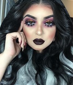 @brittania_glam full on intense dark glamour makeup Makeup Bar, Dark Glamour, Beauty Hacks That Actually Work, Beauty Bible, Colourpop Eyeshadow, Halloween Makeup Inspiration, Creative Makeup Looks, Glamour Makeup, Stunning Eyes