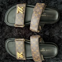 Louis Vuitton Lv Sunset Flat Comfort Sandal Size: 37 Condition: Gently Worn Box: No Orig Price: $1280 Retail: $850 Luxury Brown Slides, Luxury Brown Slides With Round Toe, Luxury Slip-on Slides For Vacation, Designer Open Toe Slides For Vacation, Luxury Open Toe Sandals For Vacation, Louis Vuitton Shoes, Comfortable Sandals, Women's Shoes Sandals, Shoes Sandals