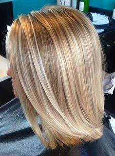 Sleek Lob, Lob Haircut, Honey Blonde Hair, Blonde Hair With Highlights, Long Bob Hairstyles, Hair Shades