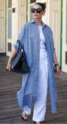 Light Blue Beige Outfit, Eccentric Outfits Plus Size, Blue And White Pants Outfit, Casual Chic Dress Classy, Shirt Dress Styling Ideas, Resort Wardrobe, Long Shirt Outfits, Big Size Fashion, Casual Chic Outfits