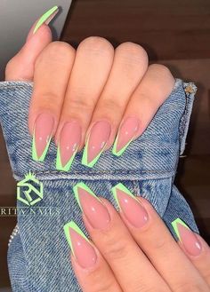 Acrylic Nail Designs Coffin, Pink Gel, Ombre Acrylic Nails, Makijaż Smokey Eye, Almond Acrylic Nails, Coffin Nails Long, Long Square Acrylic Nails, Acrylic Nails Coffin Short, Summer Acrylic Nails