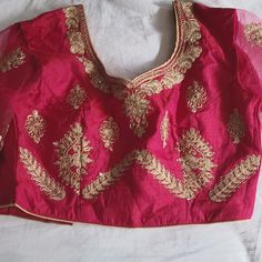 This Beautiful Embroidery Saree Blouse Has Back Hooks And Net Full-Length Sleeves. Material Is Soft Silk. New Without Tags. Size 34 Bollywood Style Blouse With Dabka Work For Eid, Wedding Blouse With Dabka Work For Eid, Anarkali Blouse For Wedding And Eid, Chanderi Blouse With Resham Embroidery For Eid, Unstitched Eid Blouse With Zari Work, Pink Blouse With Zari Work For Eid, Eid Blouse With Resham Embroidery In Dola Silk, Eid Chanderi Blouse With Resham Embroidery, Eid Resham Embroidered Chanderi Blouse