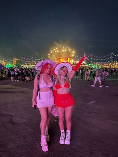 Rave outfit festival mushroom girl EDC Cute Rave Outfits, Tomorrowland Outfit, Edm Concert Outfit, Rave Fit, Rave Festival Outfits, Rave Outfits Edc, Edm Festival Outfit, Rave Fits