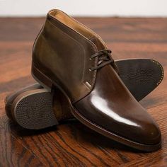 Brown Shell Cordovan Chukka Boot on Storenvy Mens Room, Quality Leather Boots, Suede Chukka Boots, Mens Footwear, Custom Design Shoes, Chukka Boots Men, Bespoke Shoes, Handmade Leather Shoes, Dress Guide