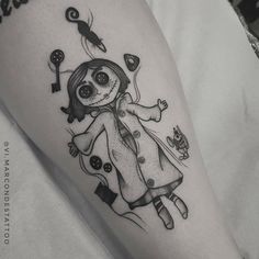 Arte Hippy, Coraline Tattoo, Tim Burton Tattoo, Doll Tattoo, Coraline Doll, Movie Tattoos