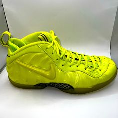 Men’s Size 12 Nike Air Foamposite Pro Volt 2021 Read Before Purchasing: All Of My Shoes Are Priced To Sell For Personal Use. These Are Not Collectors Items, Or Listed For Resale Sellers. This Is Not A Full Time Job For Me, Therefore I Cannot And Will Not Verify Authenticity. All Shoes Are Sold As Pictured Without Original Box, Unless Otherwise Stated. Thanks!! Air Foamposite Pro, Foam Posites, Full Time Job, Mens Nike Shoes, My Shoes, Full Time, Nike Men, To Sell, Nike Shoes