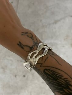 Silver Chrome Jewelry, Silver Jewelry Streetwear, Chrome Jewelry Aesthetic, Silver Stainless Steel Grunge Jewelry, Handmade Silver Jewelry For Streetwear, Alternative Silver Jewelry For Streetwear, Subversive Jewelry, Silver Jewellery Aesthetic Grunge, Silver Necklace Aesthetic