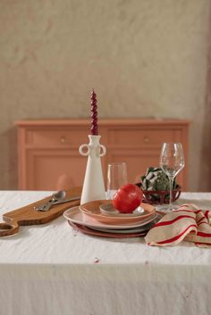 Woonaccessoires Table Settings, Table Decorations, Canvas, Furniture, Home Decor, Home Décor