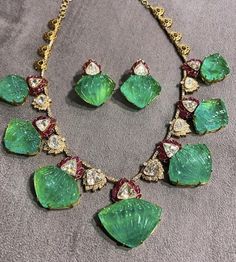 Jadeite Jewelry, Emerald Jewellery, Ruby And Diamond Necklace, Carved Jewelry, Neck Pieces Jewelry, Cat Hug, Gemstone Collection, Gibson Girl