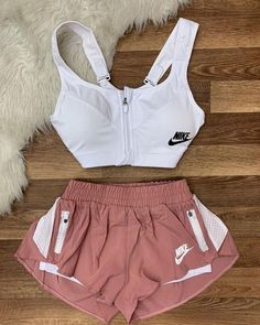 Stylish Fits, Cute Nike Outfits, Smink Inspiration, Cute Lazy Outfits, Tomboy Style Outfits, Lazy Outfits, Trendy Summer Outfits, Crop Top And Shorts, Mode Inspo