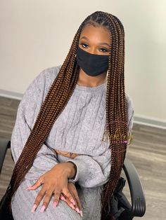 Toya Johnson Braids, T30 Knotless Braids, Box Braids Hairstyles For Black Women Color, Color Box Braids For Black Women, Colored Box Braids For Black Women, Brown Knotless Braids For Black Women, Color Knotless Braids For Black Women, Two Color Knotless Braids, Colored Knotless Braids For Black Women