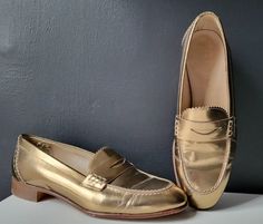 J CREW GOLD GENUINE LEATHER PENNY LOAFERS FLATS Sz 5.5 | eBay Classic Gold Loafers With Round Toe, Gold Round Toe Loafers For Galas, Classic Gold Almond Toe Loafers, Classic Gold Almond-toe Loafers, Gold Loafers With Leather Sole, Gold Almond Toe Loafers With Leather Sole, Gold Leather Round Toe Loafers, Gold Leather Loafers With Round Toe, Gold Round Toe Loafers For Spring