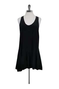 Current Boutique-Joie - Black Sleeveless Dress Sz XS Casual Knee-length Silk Midi Dress, Casual Flowy Silk Dresses, Casual Silk Knee-length Midi Dress, Summer Knee-length Viscose Mini Dress, Casual Silk Mini Dress, Knee-length Viscose Mini Dress For Summer, Casual Silk Midi Dress, Casual Sleeveless Rayon Mini Dress, Chic Black Sleeveless Silk Dress