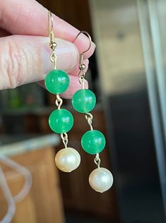 Love natural gemstones and pearls together? These handcrafted earrings go with anything.  These are made from Chalcedony beads and come in a variety of colors. Please specify which ones you like best. Just please remember that pearls have a varied appearance but I always use a peach shaded baroque freshwater pearls that are just beautiful! Pearl Earrings Handmade, Natural Pearl Earrings, Green Chalcedony, Love Natural, Earrings Green, Natural Pearl, Handcrafted Earrings, Green Gemstones, Natural Pearls