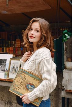 Camille Yolaine, Librarian Chic, Smink Inspiration, Dream Hair, 가을 패션, Pretty Hairstyles, Hair Looks, Cortes De Cabello Corto