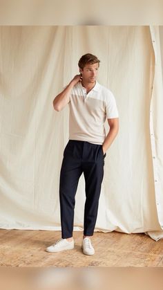 Business Casual Men Work, Edward Wilding, Mens Golf Fashion, Men's Closet, Smart Clothes, Classy Street Style, Polo Shirt Outfits, Mens Business Casual Outfits, Polo Outfit