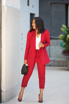 fall work style, red suit, www.jadore-fashion.com Red Fall Fashion, Casual Work Style, Red Fall, Scarf Casual, Over 50 Womens Fashion