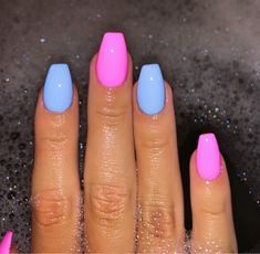 Multicolored Nails, Western Nails, Sns Nails, Acrylic Nail Ideas, Summery Nails, Simple Acrylic Nails, Short Square Acrylic Nails, Cute Gel Nails, Acrylic Nails Coffin Short