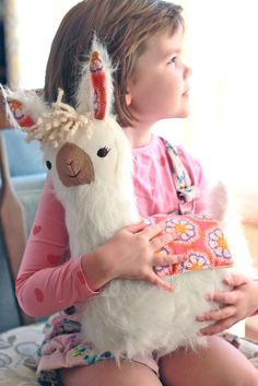 Image of NEW!  LuLu Llama Pillow PDF Sewing Pattern Llama Pillow, Llama Face, Holiday Hand Towels, Beginner Sewing Projects Easy, Sewing Pillows, Sewing Projects For Kids, Leftover Fabric, Sewing Projects For Beginners