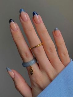 Simple Dark Blue Nail Designs, Neutral Nails Blue, Blue Neutral Nails, Dark Blue Tip Nails, Monochromatic French Tip Nails, Dark Blue Tips Nails, Navy Blue Design Nails, Simple Dark Blue Nails, Blue Classy Nails