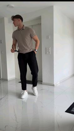 Men Nyc Outfit Summer, Best Men Casual Outfits, Casual Guys Outfits, Guys Dinner Outfit, Outfit For The Bar, Mens Clothing Styles For Party, Men Outfit Night Out, Men Vegas Outfit Ideas, Homecoming Outfits For Guys High School Casual