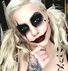 Best Scary Halloween Costumes, Scary Halloween Costumes Ideas, Halloween Costumes Ideas For Women, Halloween Smink, Zombie Make Up, Creepy Clown Makeup, Halloween Costumes Women Scary, Girl Halloween Makeup, Halloween Costumes Women Creative