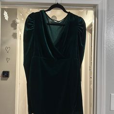 Brand New Maternity Velvet Green Dress. Perfect For Christmas, Baby Shower, Or Maternity Photos!! Super Soft Fabric! Sleeves In Shoulder Are A Bit Puffy With The Touching Details. Selling Because It Does Not Fit Me (I’m To Big Lol) Green Long Sleeve Holiday Dress, Green Long Sleeve Holiday Dress For Party, Green Long Sleeve Holiday Party Dress, Green Long Sleeve Mini Dress For Holidays, Emerald Green Maternity Dress, Green Velvet Dress Maternity, Green Long Sleeve Maternity Dress, Green Short Sleeve Maternity Dress, Green V-neck Maternity Dress