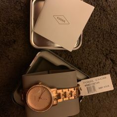 Brand New Rose Gold Fossil Watch. New With Tags Never Worn Aesthetic Watches For Women, Aesthetic Watches, Watches For Women, Fossil Watch, Fossil Watches, Watch New, Fossil, Rose Gold, Brand New