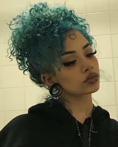 Face Piercings, Dyed Hair Inspiration, Hair Dye Colors, Dye My Hair, Hair Reference