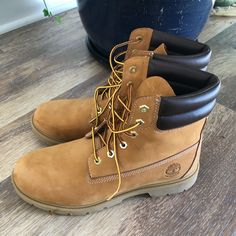 Worn Once Extremely Excellent Condition Size 9.5 Waterproof Leather Primaloft Insulation Make An Offer Timberland Waterproof Boots, Boots Waterproof, Timberlands Shoes, Timberlands Women, Timberland Shoes, Timberland Boots, Lace Up Boots, Wheat, Shoe Laces