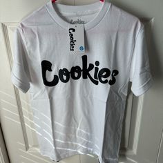 Brand New. Never Worn. Cookie Brand Shirt, S Cookies, Levis T Shirt, Music-themed Slogan T-shirt With Short Sleeves, Black Short Sleeve Shirt, Cowboys Shirt, Tech Shirt, Running Shirts, Crew Shirt