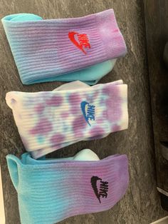 Dip Dye Nike Crew sports socks. Available in a range of colours, send me a message if you have specific colour requests. Casual Blue Socks With Letter Print, Multicolor Breathable Sporty Socks, Casual Purple Sports Socks, Trendy Cotton Sports Socks, Casual Blue Socks For Sports Events, Sports Cotton Socks With Letter Print, Sporty Multicolor Cotton Socks, Nike Crew Socks, Nike Socks